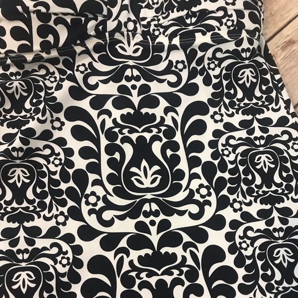 Tommy Bahama Swim Cover Up - Picture 2 of 5